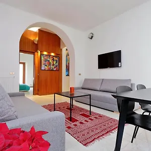  Apartment Centralstation Italy